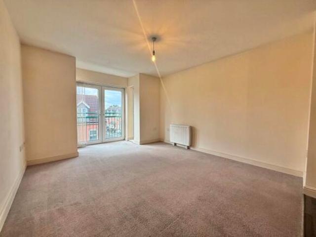 Flat for sale in Brayford, Lincolnshire
