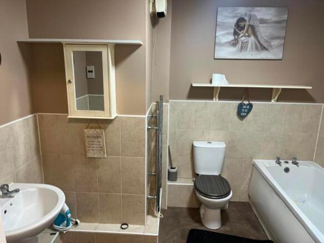 Flat for sale in Georgia, Greater Manchester