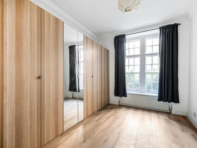 Flat for sale in Maida Vale, Greater London