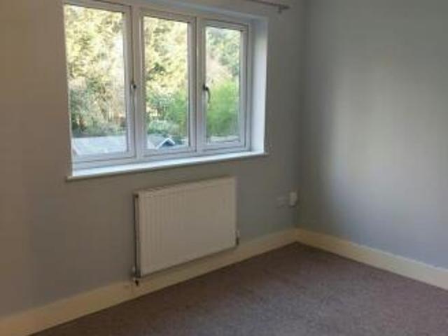 Flat for sale in Watford, Hertfordshire