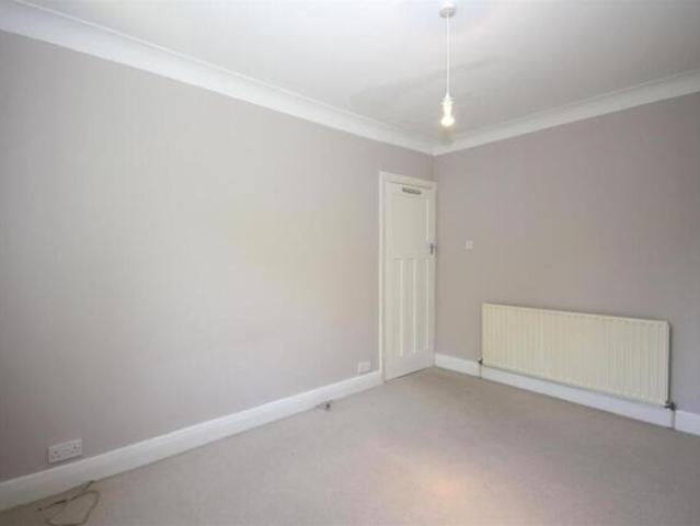 Flat for sale in East Sheen, Greater London