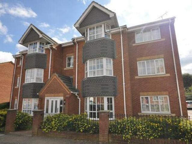 House for sale in Kettering, North Northamptonshire