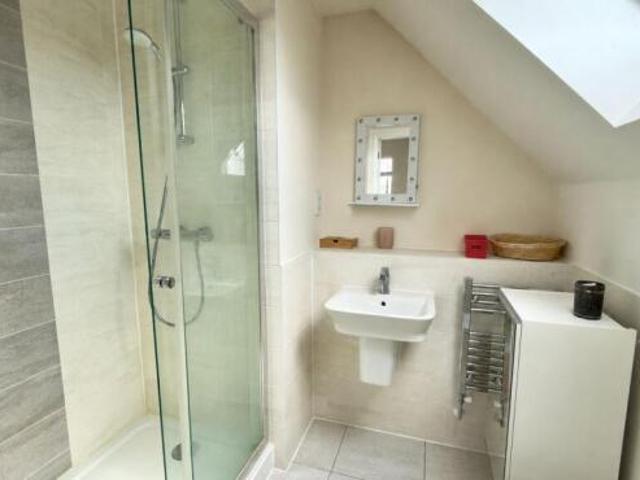 Flat for sale in Reading