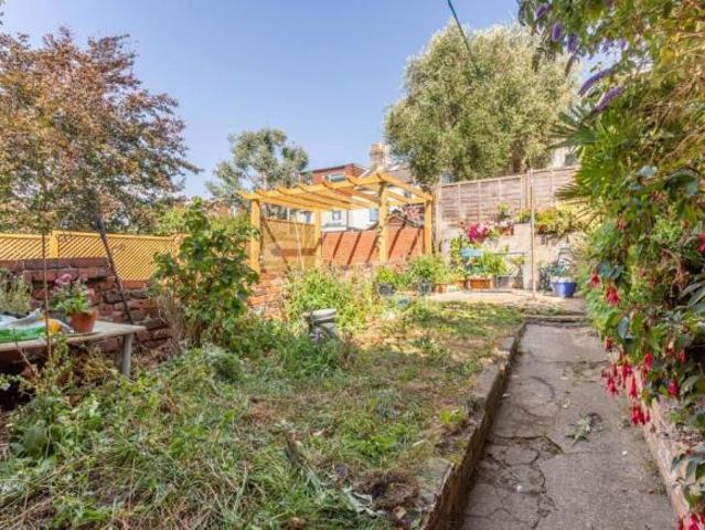 Flat for sale in Queen's Park, Brighton & Hove