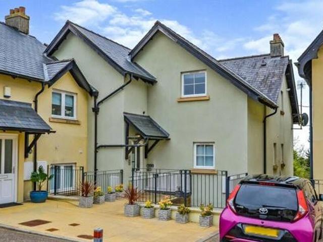 House for sale in Saundersfoot, Wales