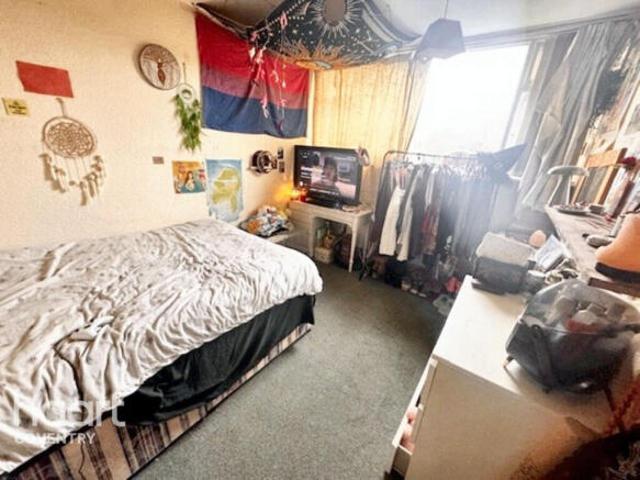 Flat for sale in Wyken, West Midlands