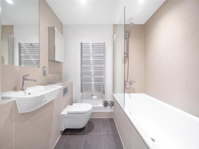 Flat for sale in Cat Hill, England