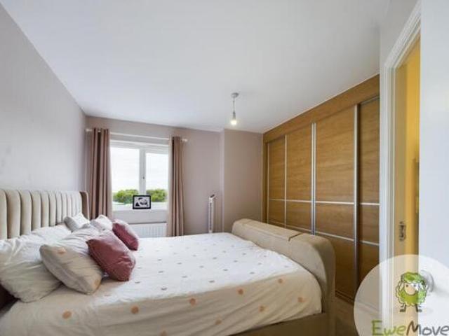 House for sale in Oad Street, Kent