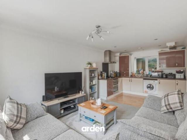 Flat for sale in Worcestershire