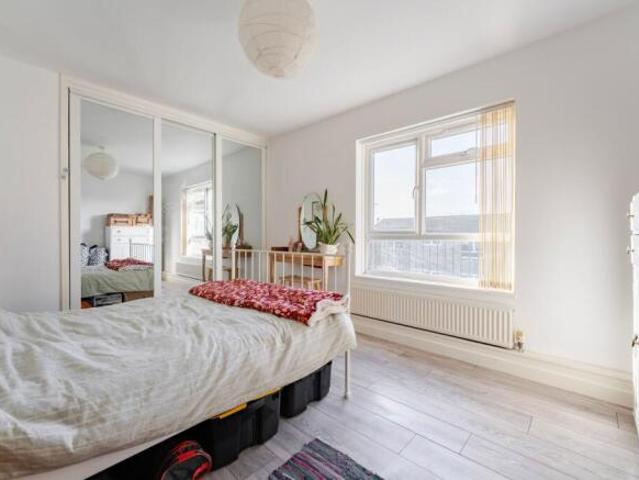 Flat for sale in New Catton, East Bank
