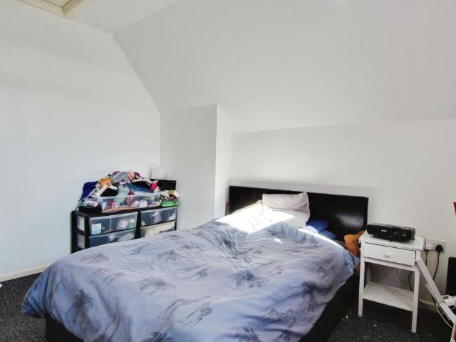 Flat for sale in Chilton, Acol