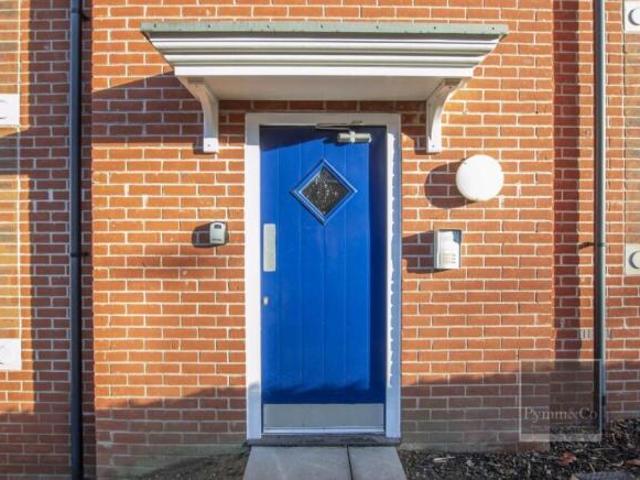 Flat for sale in New Catton, East Bank