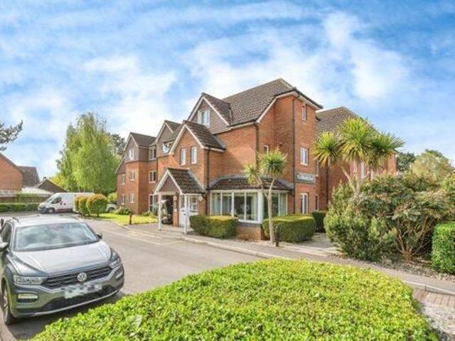House for sale in Barton Stacey, Hampshire