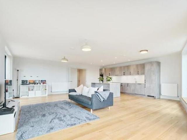 House for sale in Feckenham, City Of Bristol