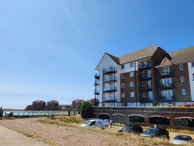 House for sale in Sovereign Harbour, Eastbourne