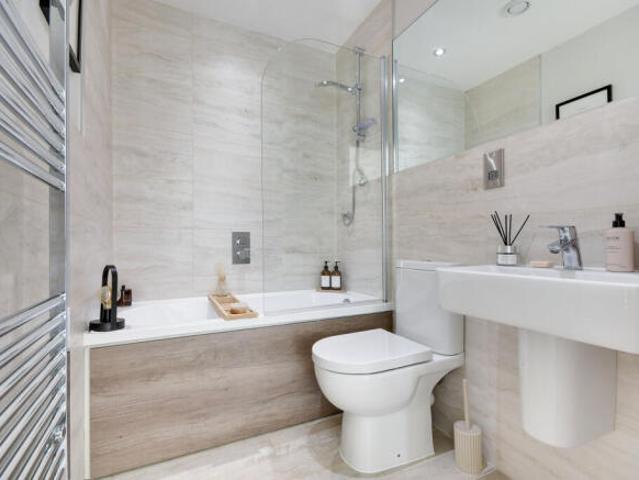 Flat for sale in Chelmsford, Essex