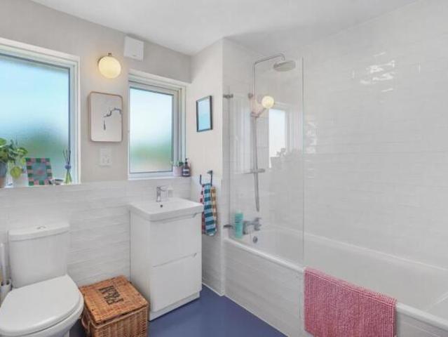 Flat for sale in Sydenham, Greater London