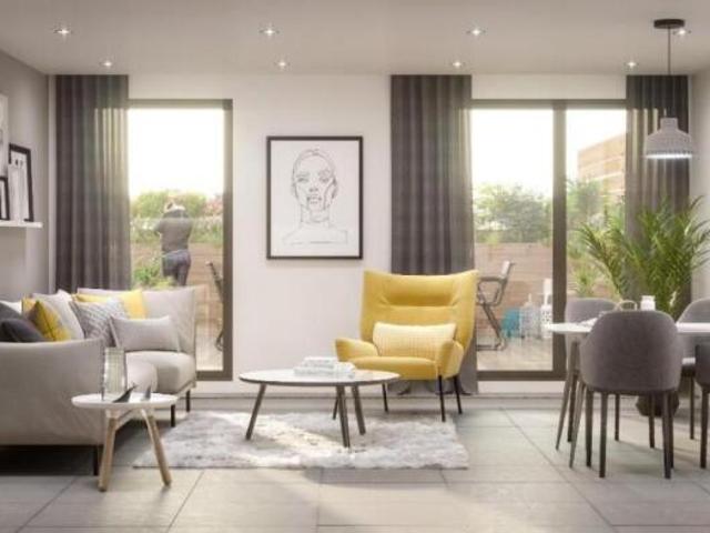 Flat for sale in West Yorkshire