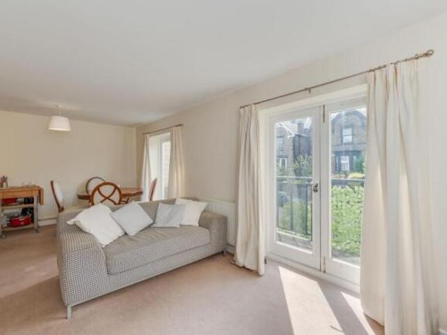 Flat for sale in Swindon