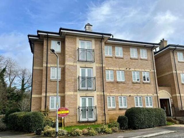 House for sale in Northampton, Northamptonshire