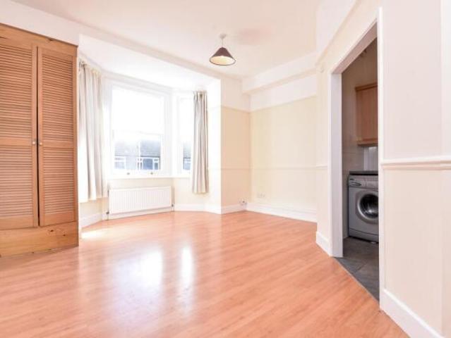 Flat for sale in Saltash, Cornwall