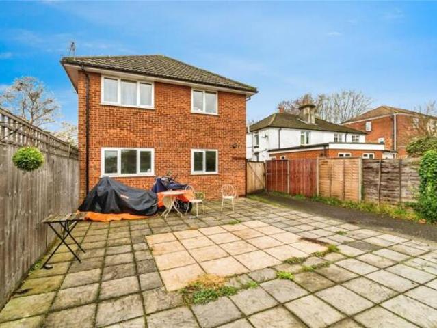 Flat for sale in Barton Stacey, Hampshire