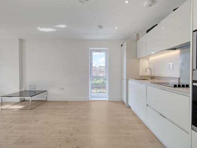 Flat for sale in Royal Tunbridge Wells, Tunbridge Wells