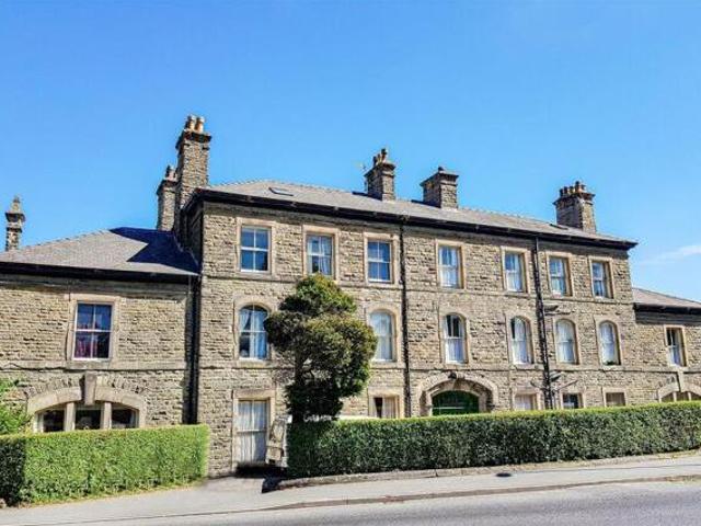 House for sale in Charlesworth, East Midlands