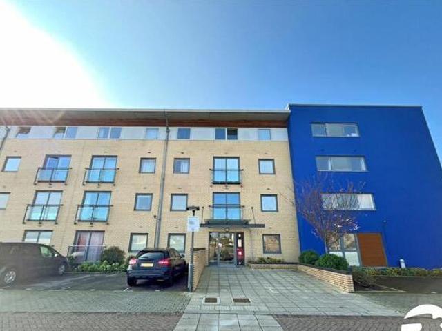 House for sale in Brompton, Gillingham