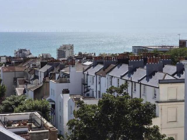 Flat for sale in Brighton & Hove