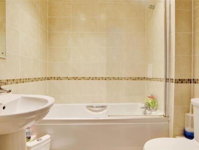Flat for sale in West Cliff, Acol
