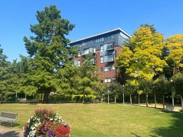 House for sale in Staines, Surrey