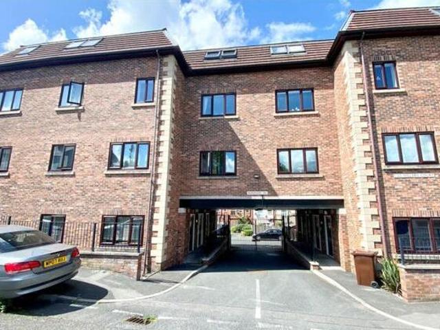 House for sale in Greenheys, Greater Manchester