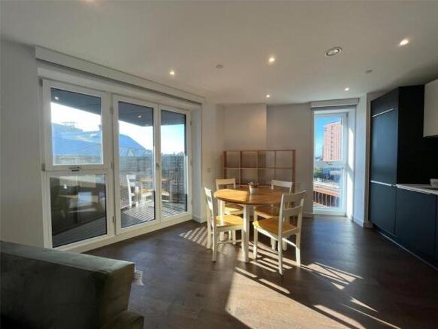Flat for sale in Salford, Greater Manchester
