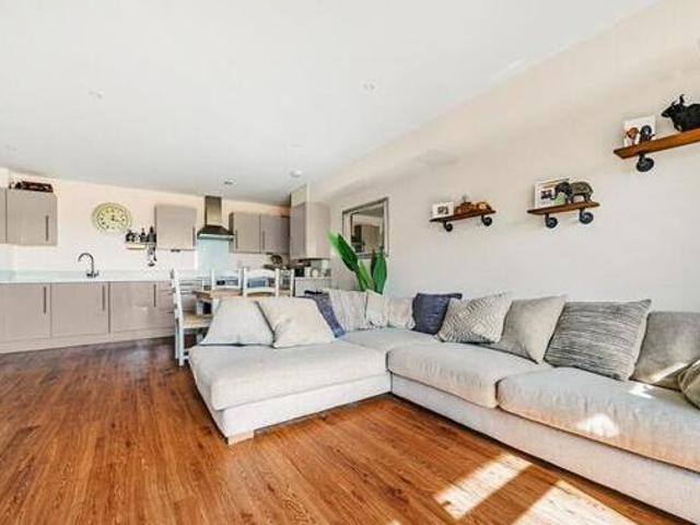 House for sale in Pin Green Industrial Area, Shephall
