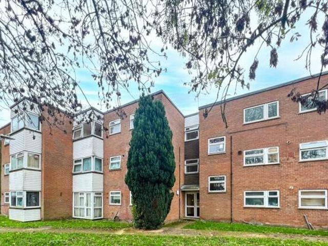 House for sale in Fishers Green, Shephall