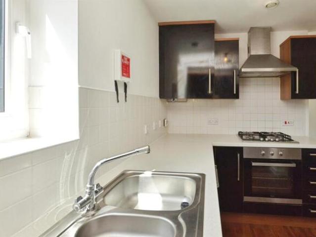 Flat for sale in Stratford Marsh, Greater London