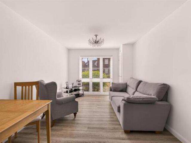 Flat for sale in Worthing, West Sussex