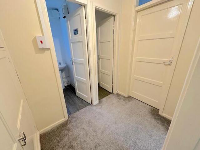 Flat for sale in Wednesfield, West Midlands