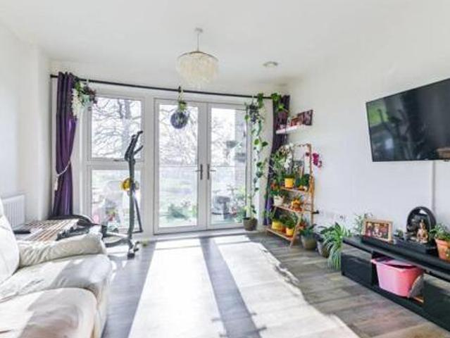 House for sale in Chelmondiston, Suffolk