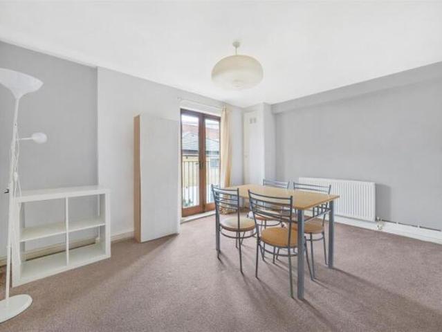 Flat for sale in London Borough of Tower Hamlets, Greater London