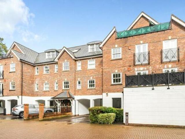 House for sale in Surrey, England