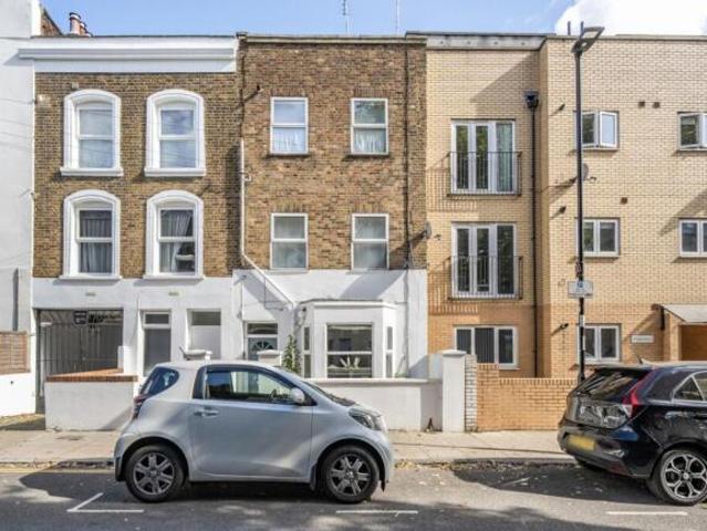 Flat for sale in Cat Hill