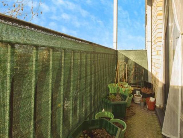 Flat for sale in Arbury, Cambridgeshire