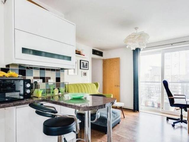 House for sale in Swindon