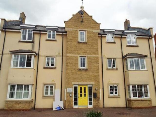 House for sale in Swindon