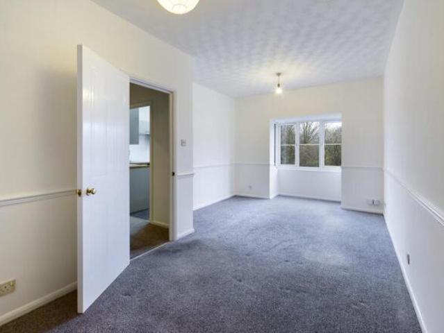 Flat for sale in Arbury, Cambridgeshire