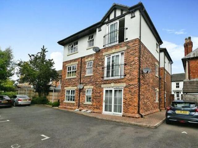 House for sale in Leyfields, Kettlebrook