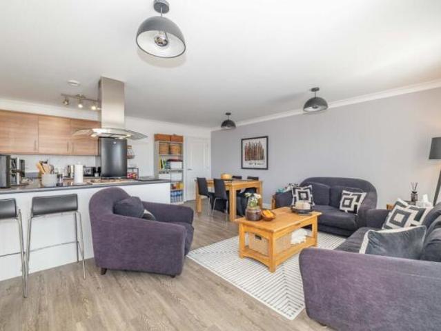 Flat for sale in St. Mildred's, The Bridge