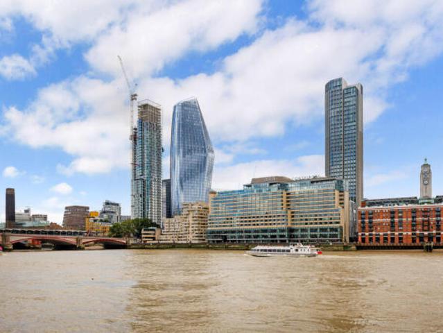 Flat for sale in Cat Hill